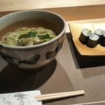 寿し芳 - あおさそば。
      かっぱ巻き。