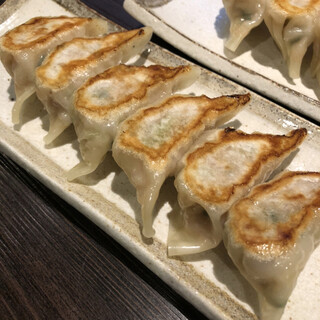 大阪でおすすめの中華料理 すべて ミシュランガイド をご紹介 食べログ 大阪でおすすめの中華料理 すべて ミシュランガイド をご紹介 食べログ