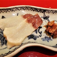 一心鮨 光洋 - 鯨畝　蛍烏賊味噌添え