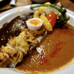 Spicy Motel CURRY&GRILL - 香り野菜×タンドーリチキン（1,500円）