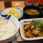 松屋 - 鶏のじゃがバター炒め定食ライス大盛690円