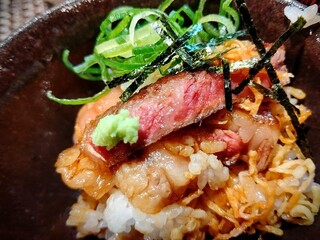 肉まぶし専門店 稀 - 薬味とも〇