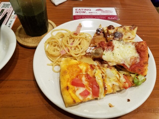 シェーキーズ 新宿通り店 Shakey S 新宿三丁目 ピザ 食べログ シェーキーズ 新宿通り店 Shakey S 新宿三丁目 ピザ 食べログ