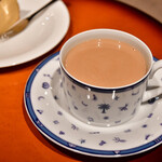 トゥルネラパージュ - 芳醇ロイヤルミルクティー＠550円