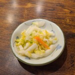 Ichiban - お通し(白菜の漬け物)