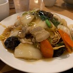 南海飯店 - かたい焼ソバ