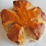 ロリアン - 「胡桃パン」\120です(9/14UP)