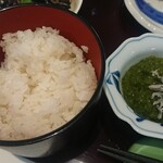 ホテル ハヤシヤ - ご飯、めかぶ
