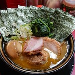 家系ラーメン とらきち家 - 