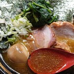 家系ラーメン とらきち家 - 