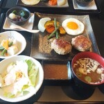 ハンバーグと伊賀牛丼の五右衛門 - ハンバーグセット