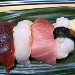 魚がし寿司 - ランチにぎり寿司(並) 880円(税込)(2021年3月3日撮影)