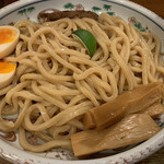 六三六 - 特性つけ麺