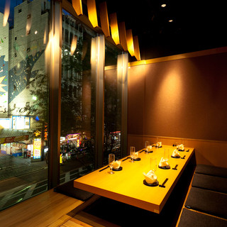 [Completely private room] There are various private rooms for 2 to 12 people, perfect for important moments.