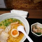 中華そば 海 - 中華そば