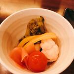 華蔵 - 手作りピクルス絶妙なお酢加減！