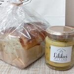 ブリコラージュ ブレッド アンド カンパニー ベーカリー - フォカッチャ1／2  ￥400   リリコイバター  ￥1200