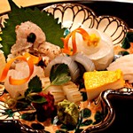 日本料理　百屋 - 【お造り】鱧の炙りとイカ尽くし