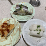回転寿司魚喜 - お気に入りの三点。