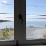 クラブハリエ ジュブリルタン - 琵琶湖が見える窓際の席