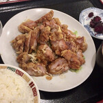 行徳 もつ焼き 中華料理・東北焼烤 - 油淋鶏ランチ