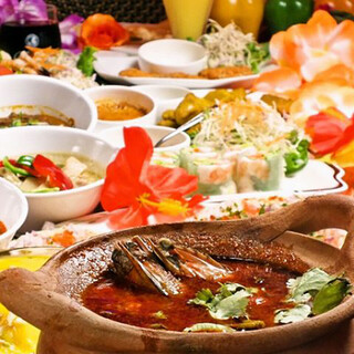 正宗的泰國菜和印度菜，可用於各種宴會等。
