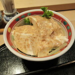 おたる政寿司 - 自家製豆腐サラダ、この下にたっぷりサラダ(2021年3月）