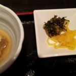 Tori Zen Tei - 漬け物：高菜とたくわん