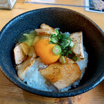 Hiroshima Ramen Hiranoya - チャーシューたまご丼