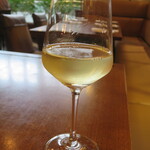 IL PINOLO LEVITA - グラスワイン（ピノ・グリージョ）　990円
