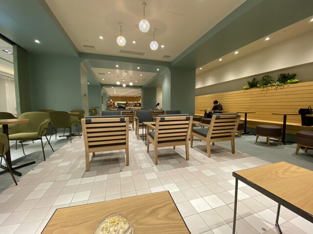 スターバックスコーヒー 梅田イーマ店 Starbucks Coffee 東梅田 カフェ 食べログ
