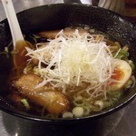 らーめん朝日堂 - 特製炙りチャーシュー麺（980円）