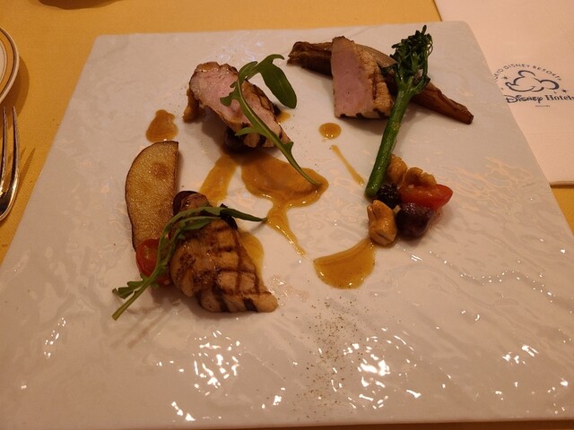 エンパイア グリル Empire Grill リゾートゲートウェイ ステーション カリフォルニア料理 食べログ