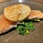 Furusawa Tei - サクラマスの片面焼きと燻製モッツアレラ