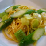 カノビアーノ アネックス - ☆ポアロージュンヌとアスパラソバージュのキタッラ（＾◇＾）☆