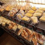 パンドノレーブ - 陳列棚の様子①。