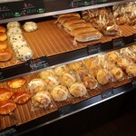 パンドノレーブ - 陳列棚の様子②。