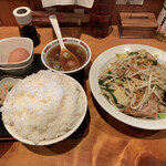一発ラーメン はしご屋 - 
