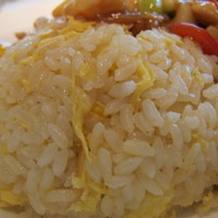 中国料理 翡翠宮 - 炒飯は　　　　　　　　　　たまごチャーハン
