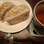 Bekariandokafesanichiichimaru - 五穀パン　食事系でもスイーツ系でもいけますミャ！