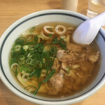 まるうまうどん - かしわうどん (450円)