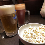 豊後高田どり酒場 - 乾杯～お通しはポップコーン