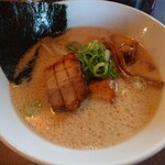 麺倉庫 じだい屋 - じだい屋ラーメン 750円(税込)