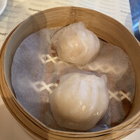 トゥーランドット 臥龍居  - プリプリ海老の水晶仕立て蒸し餃子