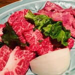 牛新 - 焼肉盛り合わせ