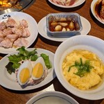 Yakiniku No Watami - モモ焼き、ポテトサラダ、玉子スープ、ニンニクホイル焼き…