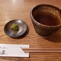 自家製粉石臼挽きうどん 青空blue 本店 - 柚子胡椒とお茶