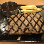 ビッグボーイ - ビーフハンバーグ180g 780円