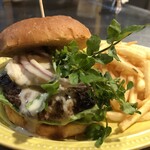 ストーブス - ブルーチーズバーガー