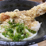 本格手打ちうどん まごころ - ちくわ天ぶっかけうどんは550円です